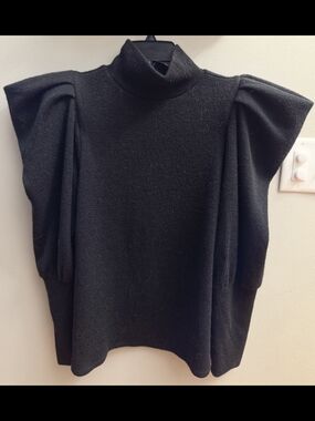 Express Womens Large Black Puff/Padded Shoulder Long Sleeve Mock Neck Sweater